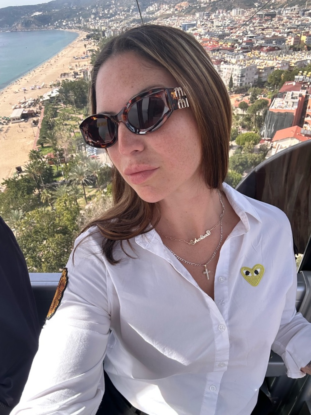 Miu miu tortoise shell sunglasses - Picture 4 of 4